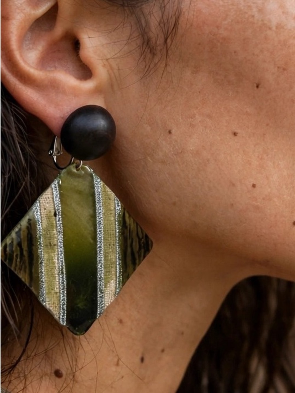 New Amimi Wooden Clip-On Earrings | Green Statement Bohemian E122